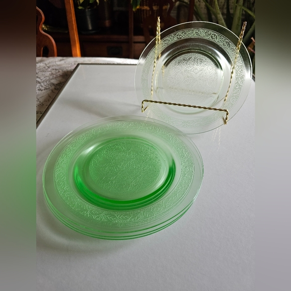 Other Vintage Green Depressionuranium Glass Dessert Plate Set Of 4